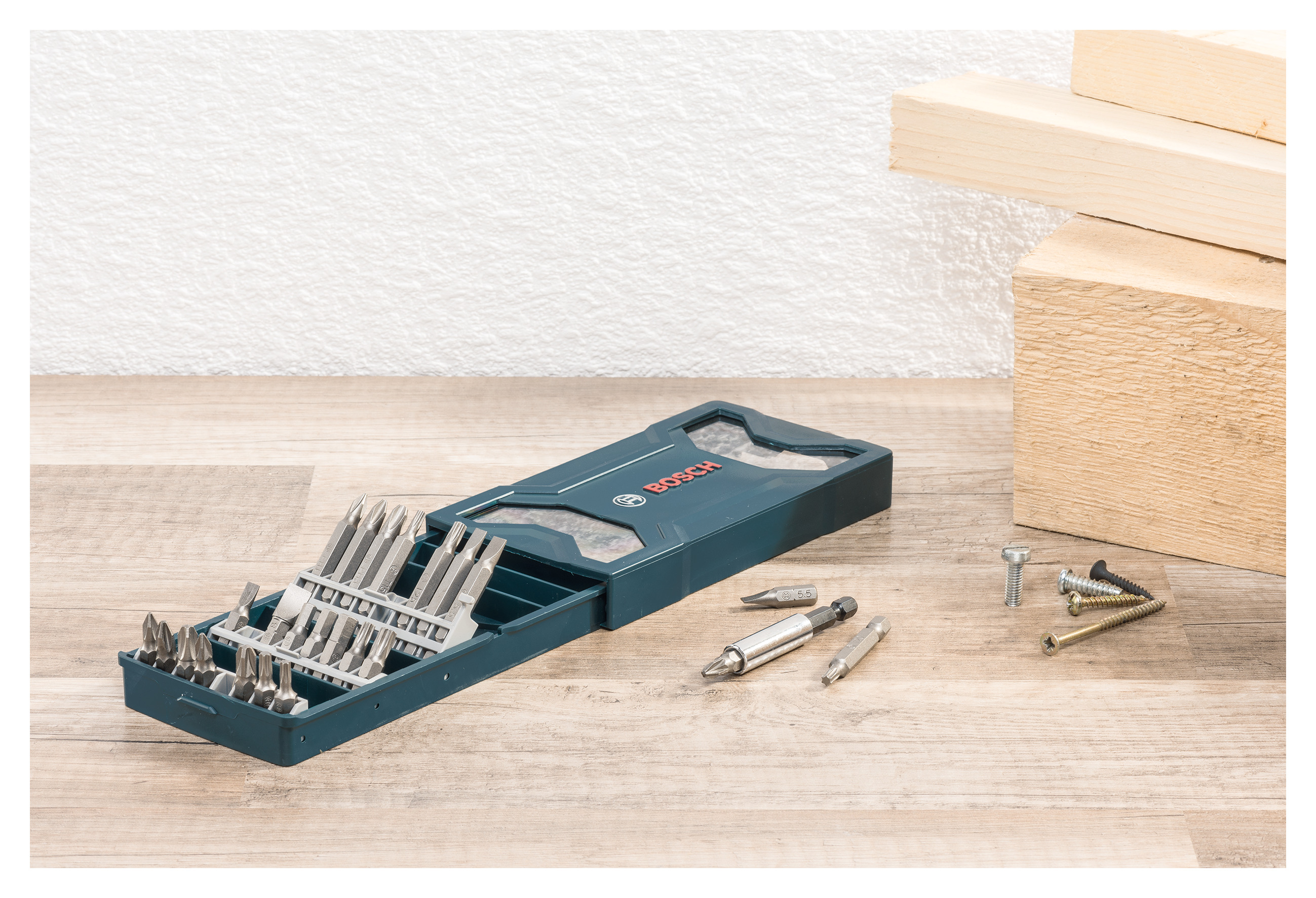 JOGO PARA FIXAR E APARAFUSAR COM 25 PECAS X-LINE BOSCH
