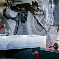DISCO PARA SERRA CIRCULAR COM VID 250MM 100 DENTES MULT BOSCH